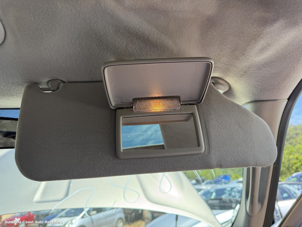 2001-2004 Jeep Cherokee Sunvisor