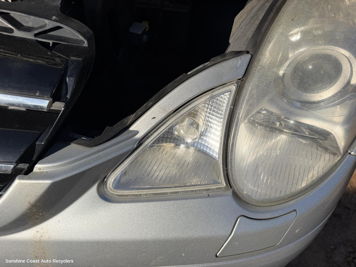 2006-2010 Mercedes R Class Left Indicator Fog Side
