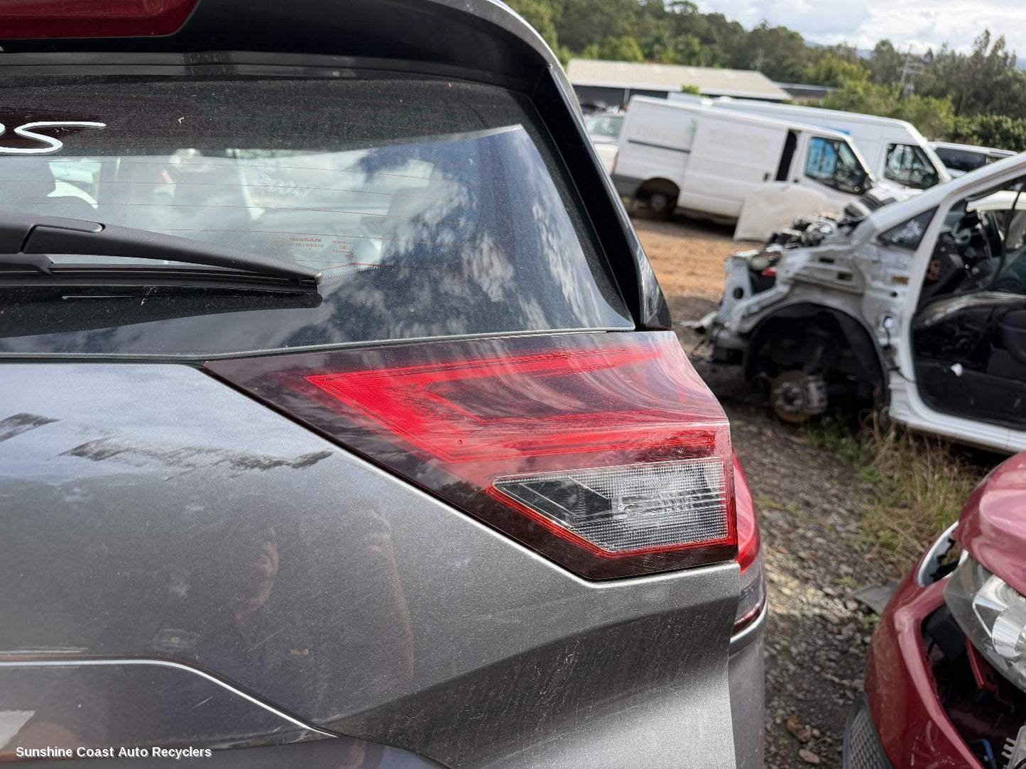 2022-2026 Nissan Xtrail Rear Garnish