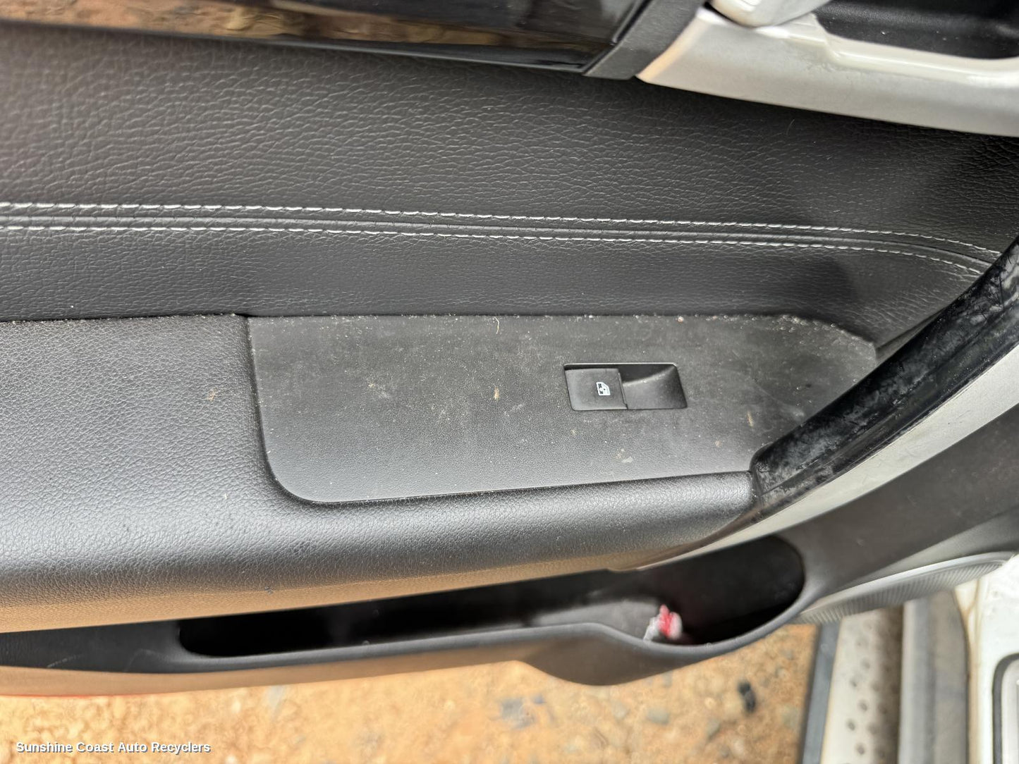 2013 Holden Captiva Pwr Dr Wind Switch