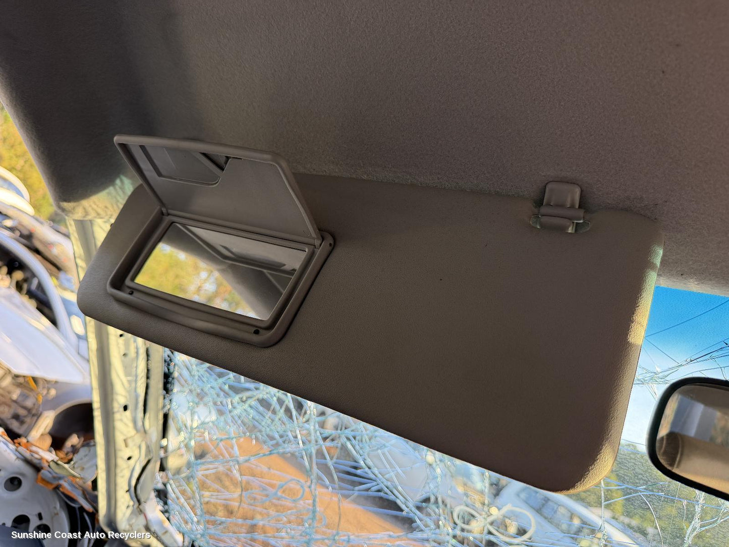 2005-2015 Toyota Hilux Sunvisor