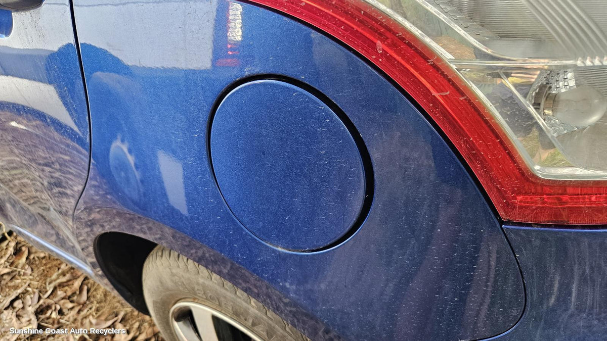 2010-2017 Suzuki Swift Fuel Door   Filler