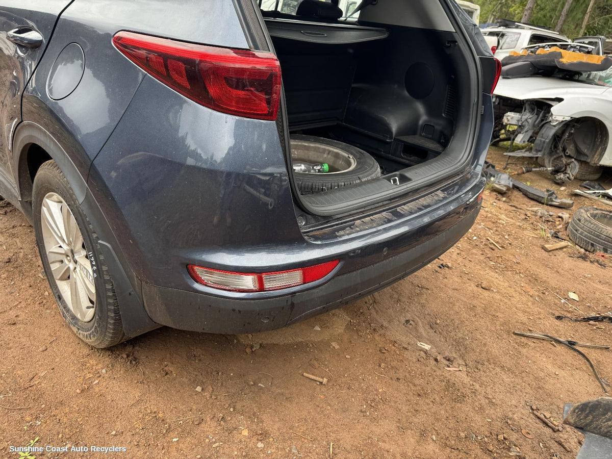 2015-2018 Kia Sportage Left Taillight