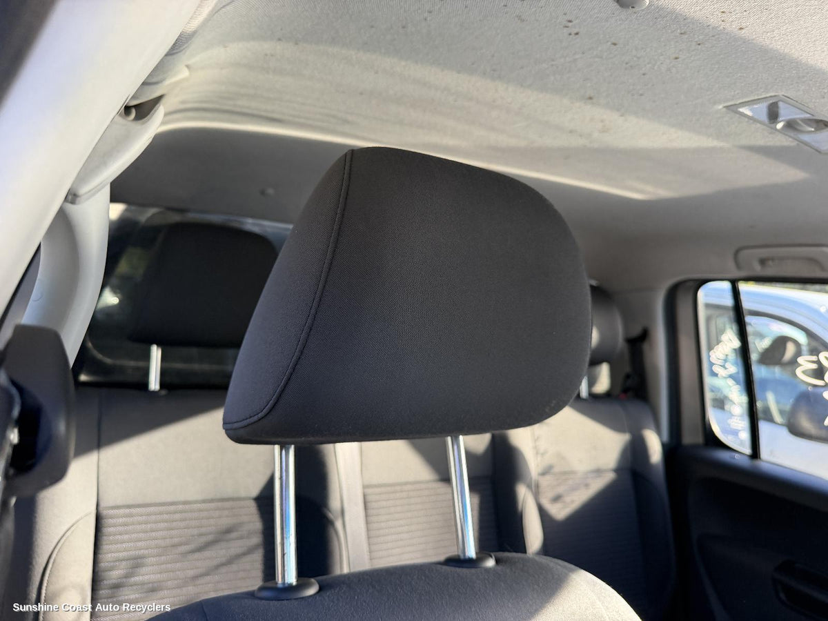 2010-2022 Volkswagen Amarok Headrest