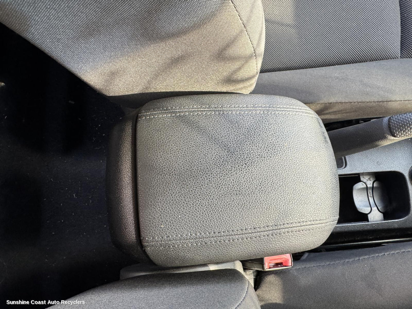 2015 Holden Cruze Console