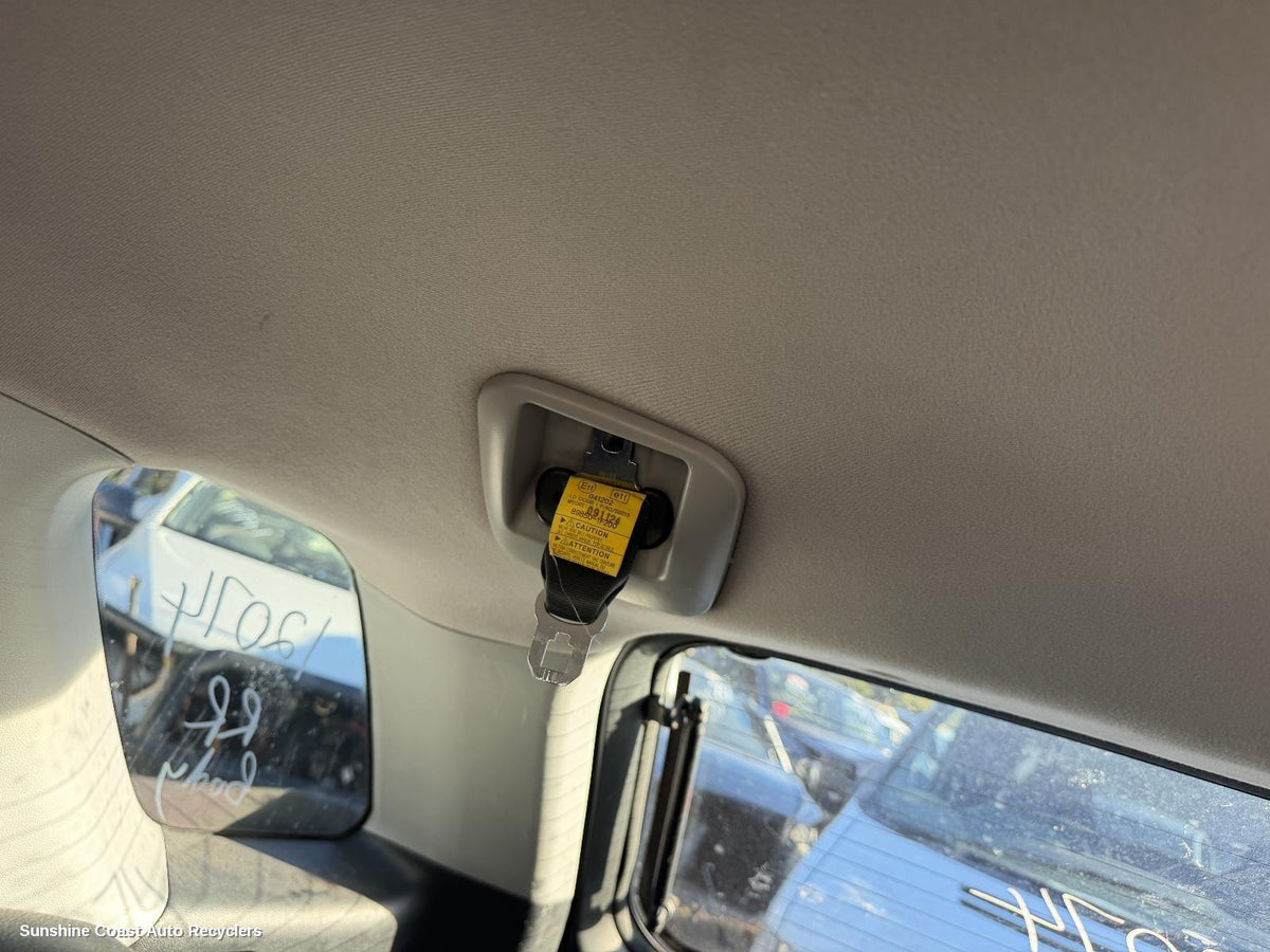 2005-2010 Kia Sportage Seatbelt Stalk