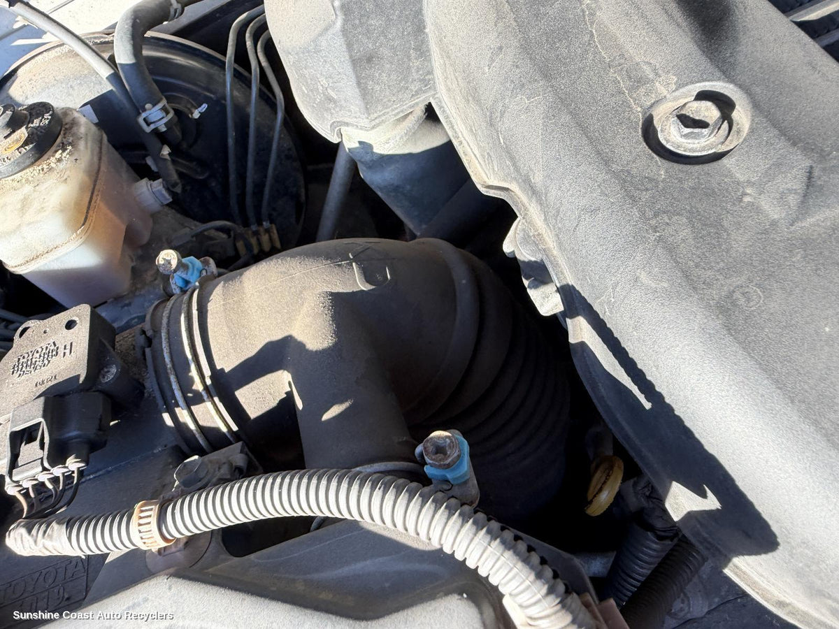 2006-2009 Toyota Prado Air Cleaner Duct Hos