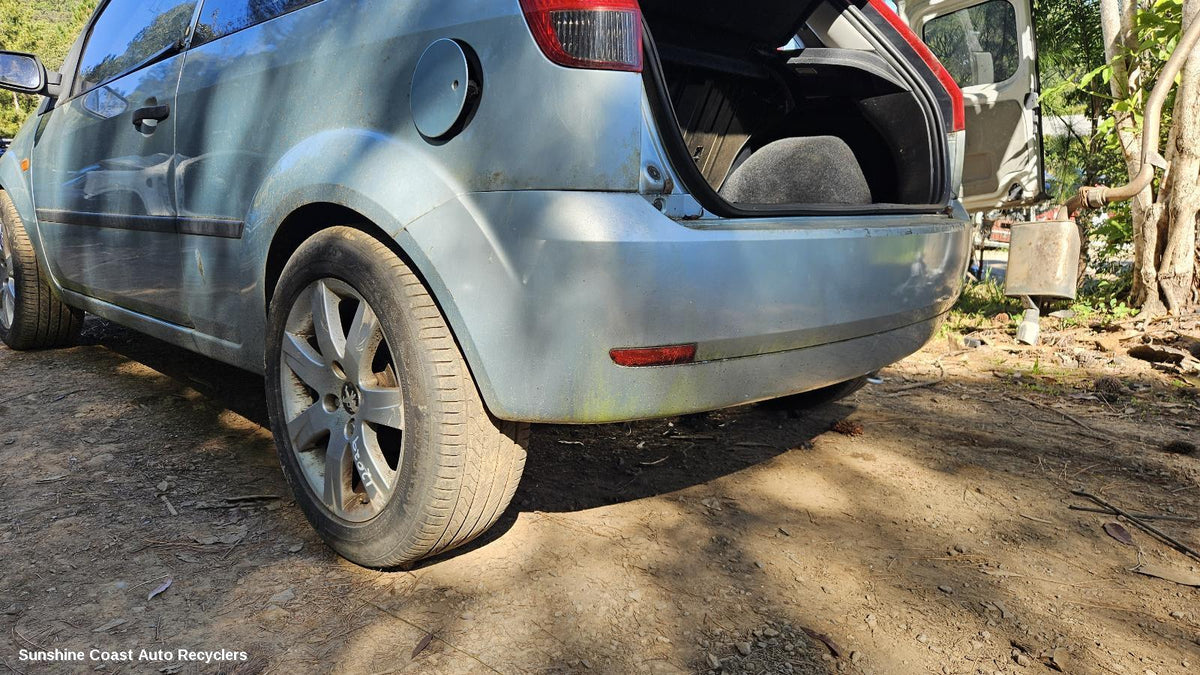 2004-2005 Ford Fiesta Rear Bumper