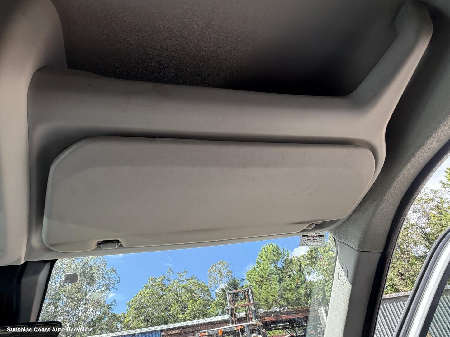 2020-2026 Ldv Deliver 9 Sunvisor