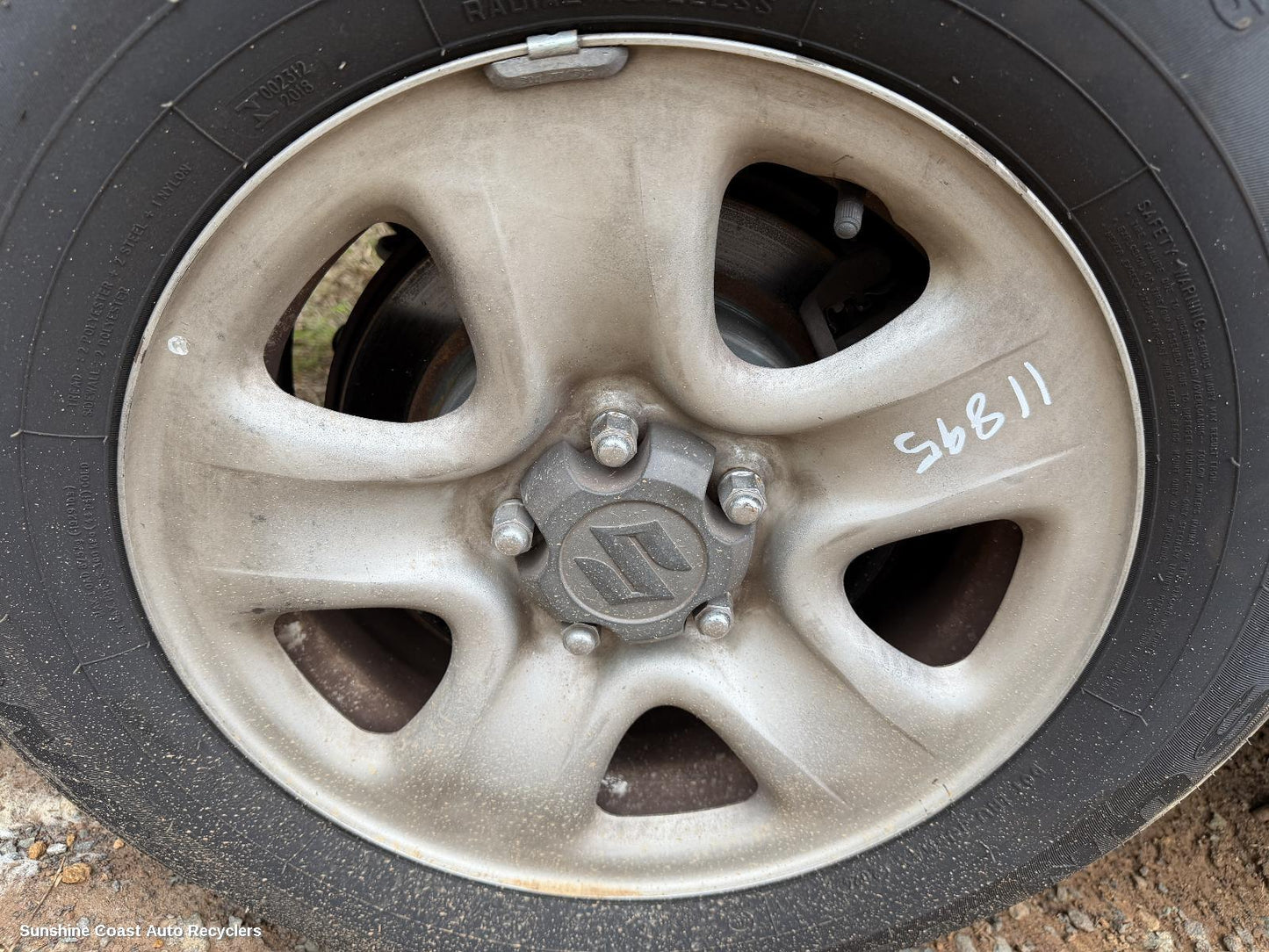 2013 Suzuki Vitara Left Guard Liner