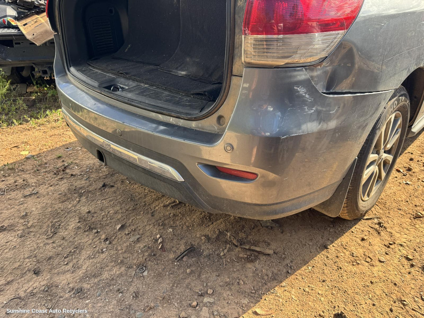 2016 Nissan Pathfinder Rear Bumper