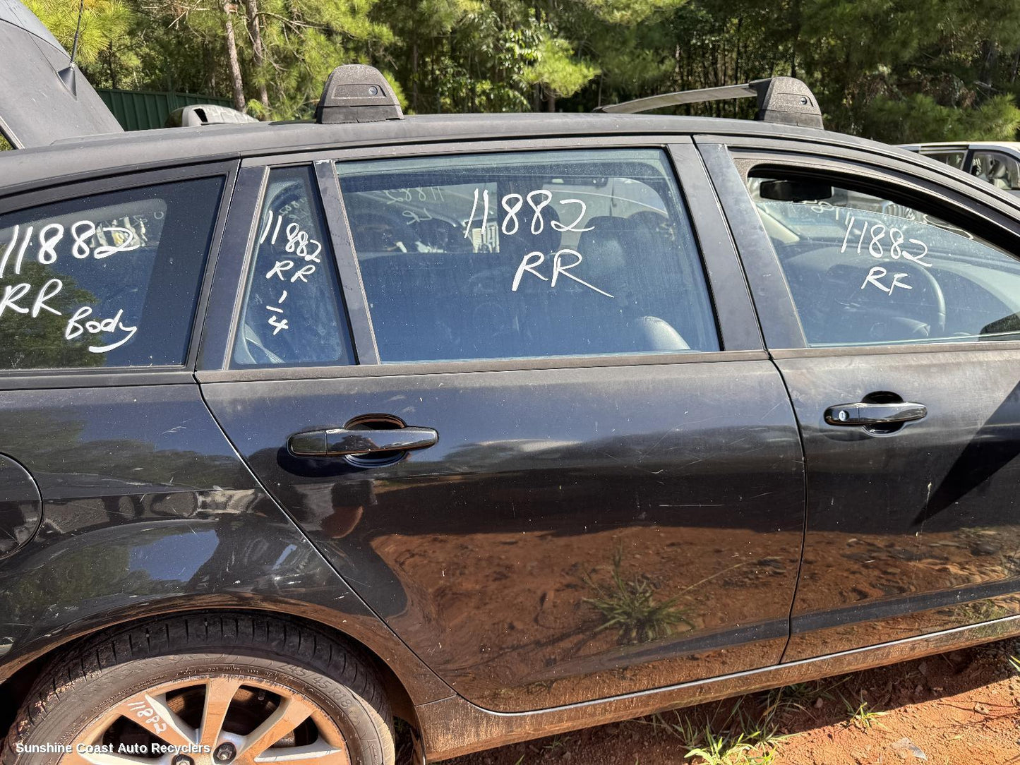 2006-2013 Holden Commodore Right Rear Door Sliding
