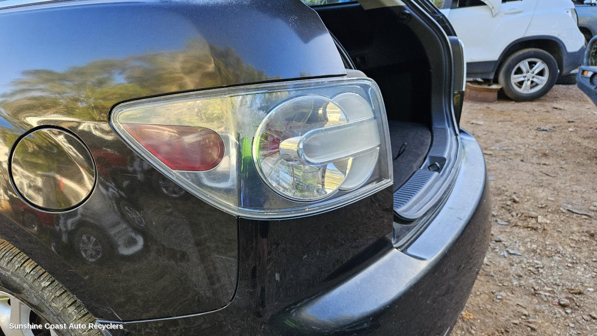 2009-2012 Mazda Cx7 Left Taillight