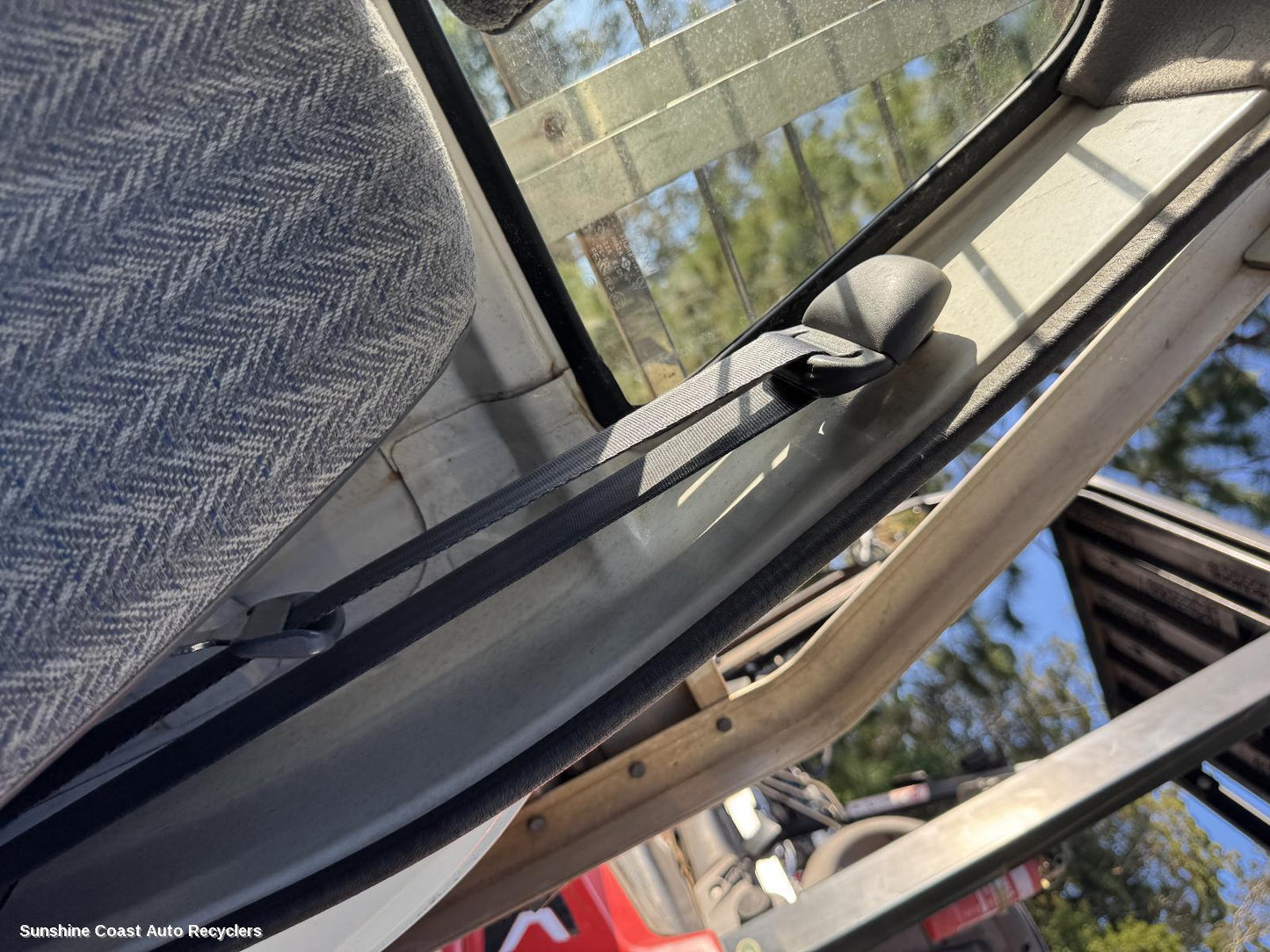 2002 Toyota Hilux Seatbelt Stalk