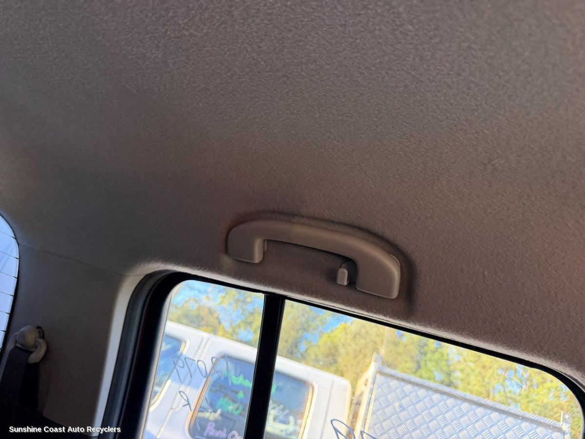 2005-2015 Nissan Navara Grab Handle