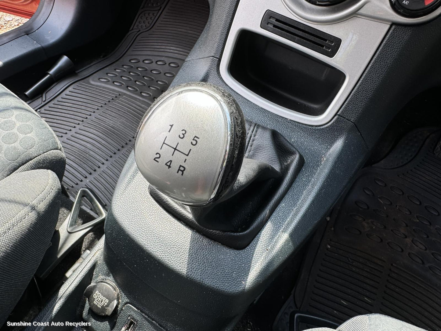 2012 Ford Fiesta Gear Stick Shifter