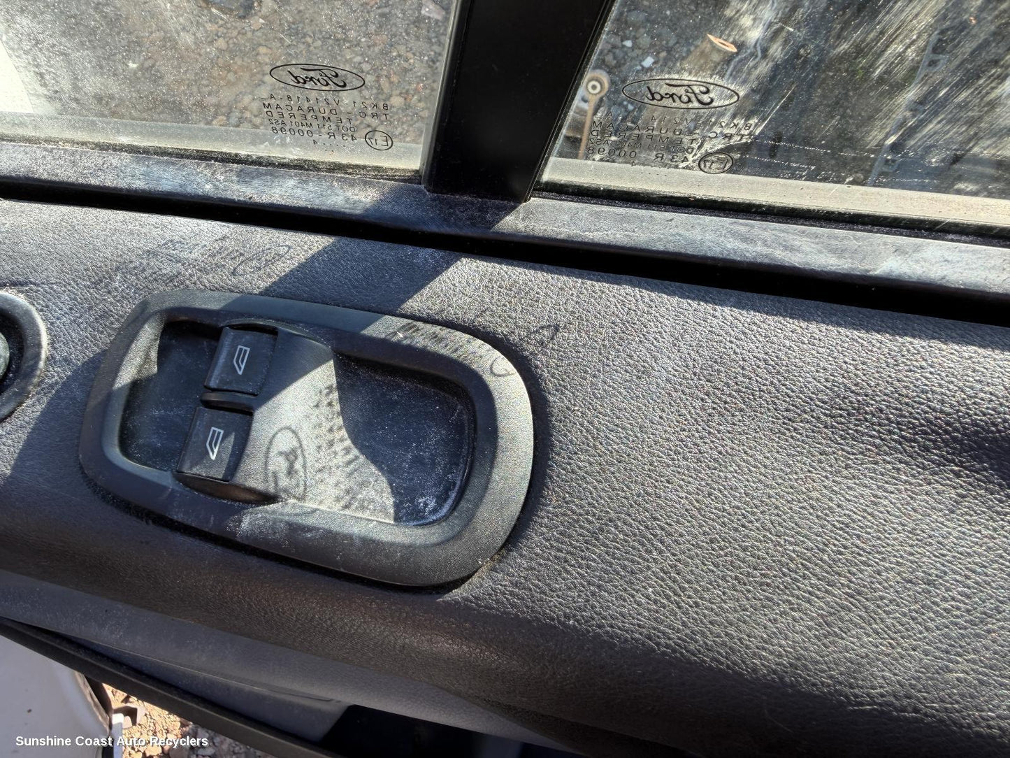 2013-2023 Ford Transit Custom Pwr Dr Wind Switch