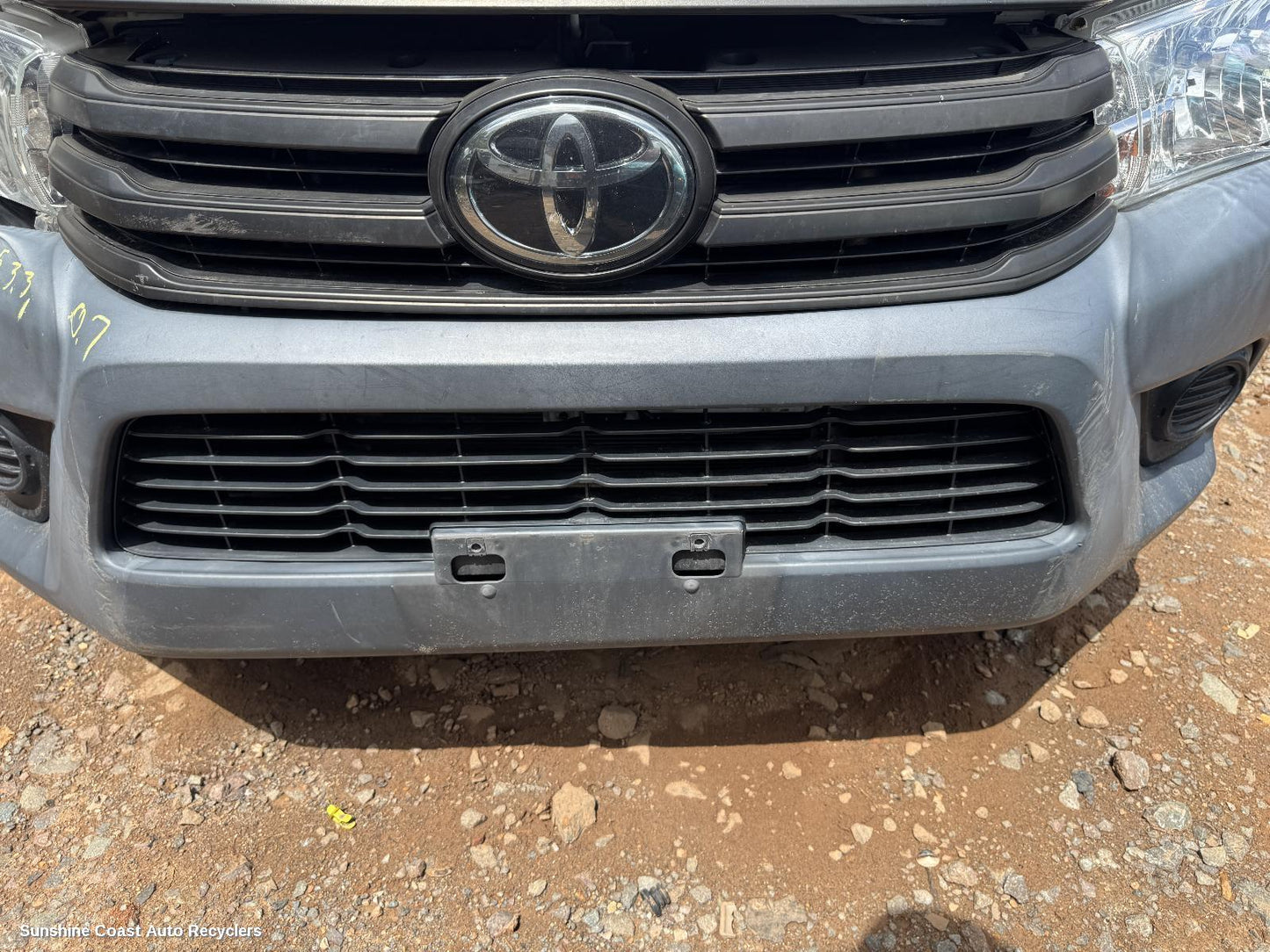 2019 Toyota Hilux Grille
