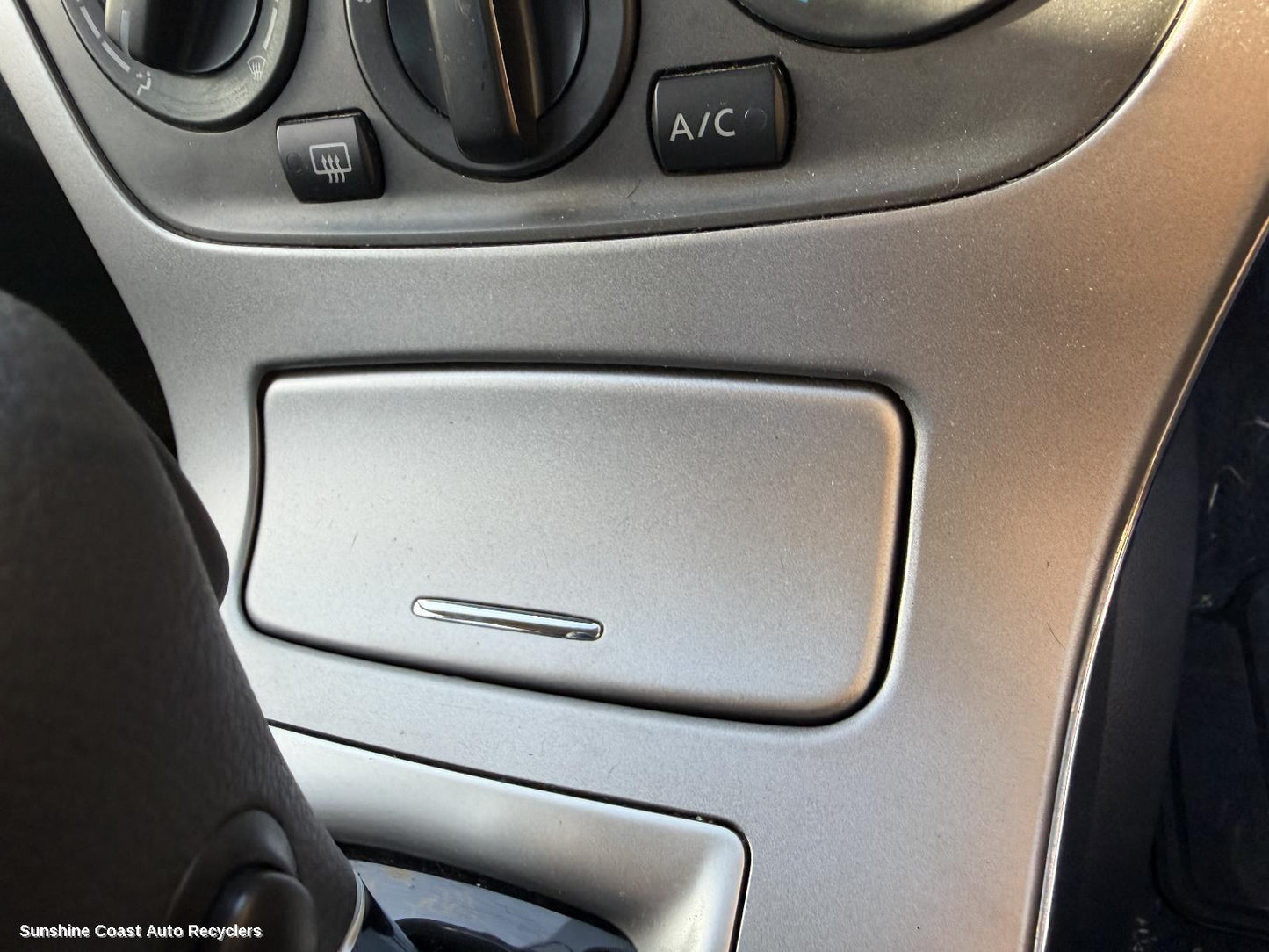 2013-2017 Nissan Pulsar Ashtray
