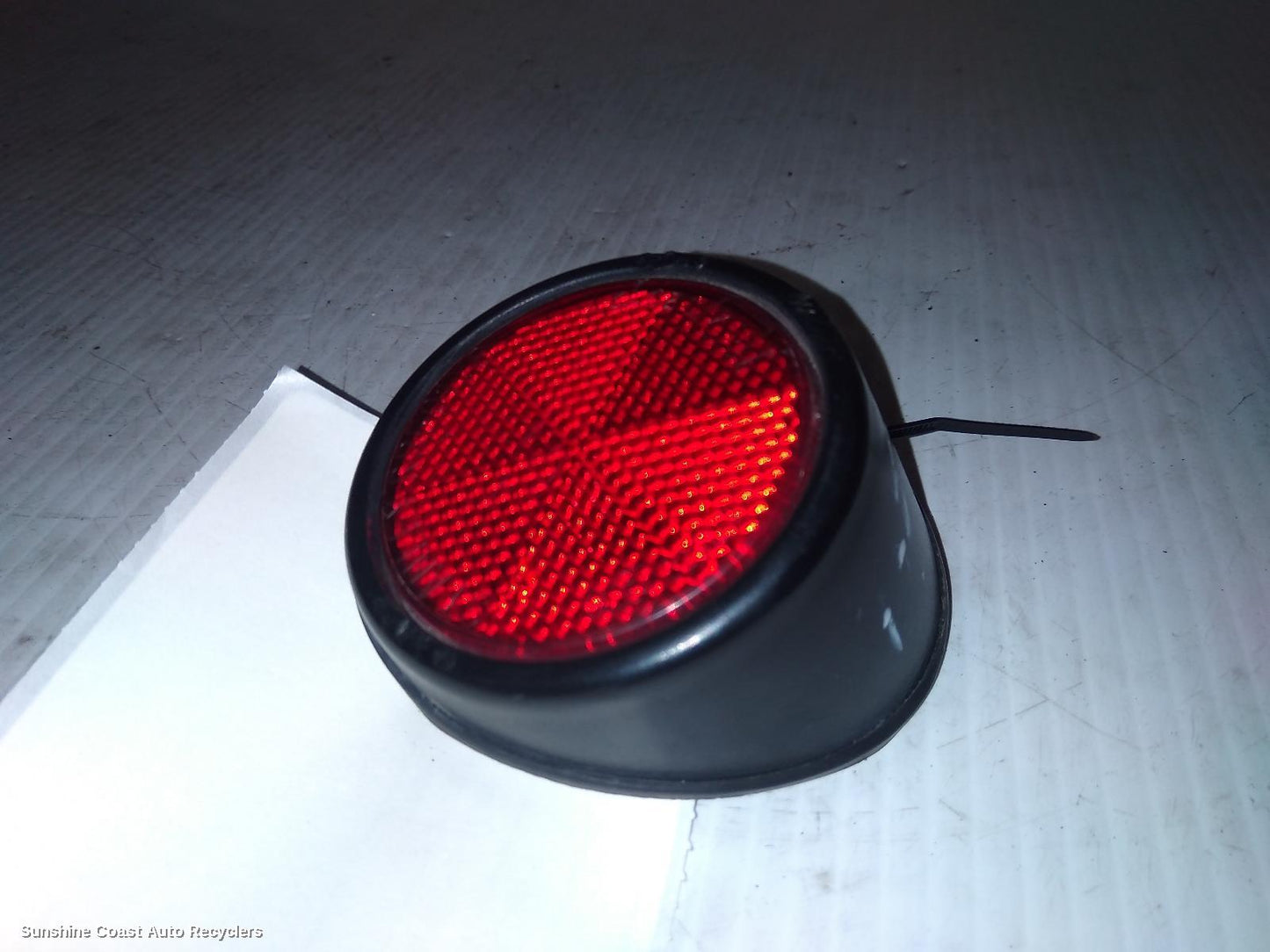 2005 Mitsubishi Triton Left Taillight