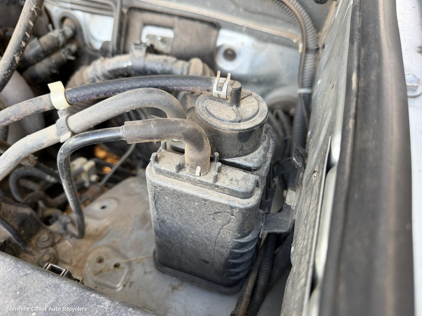 2003-2004 Toyota Prado Fuel Tank