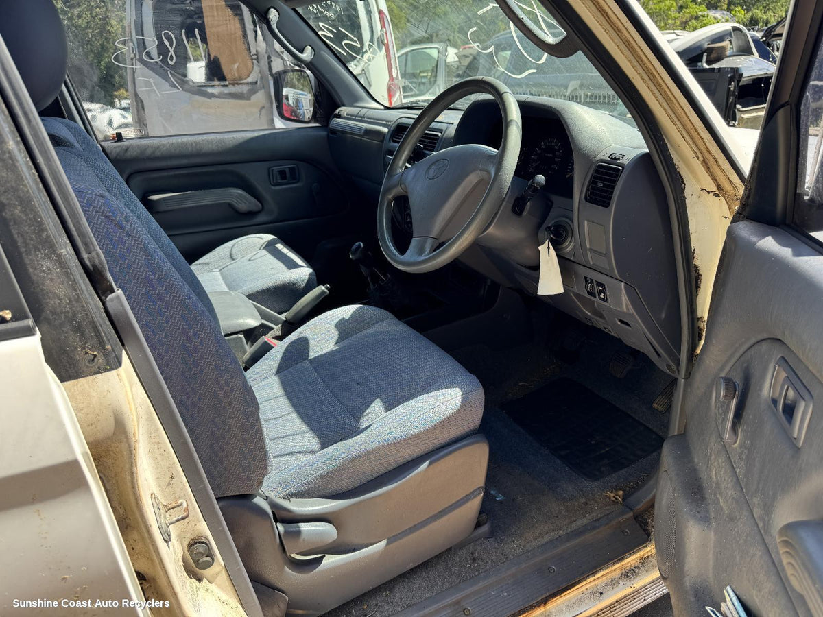 1996-2003 Toyota Prado Right Taillight