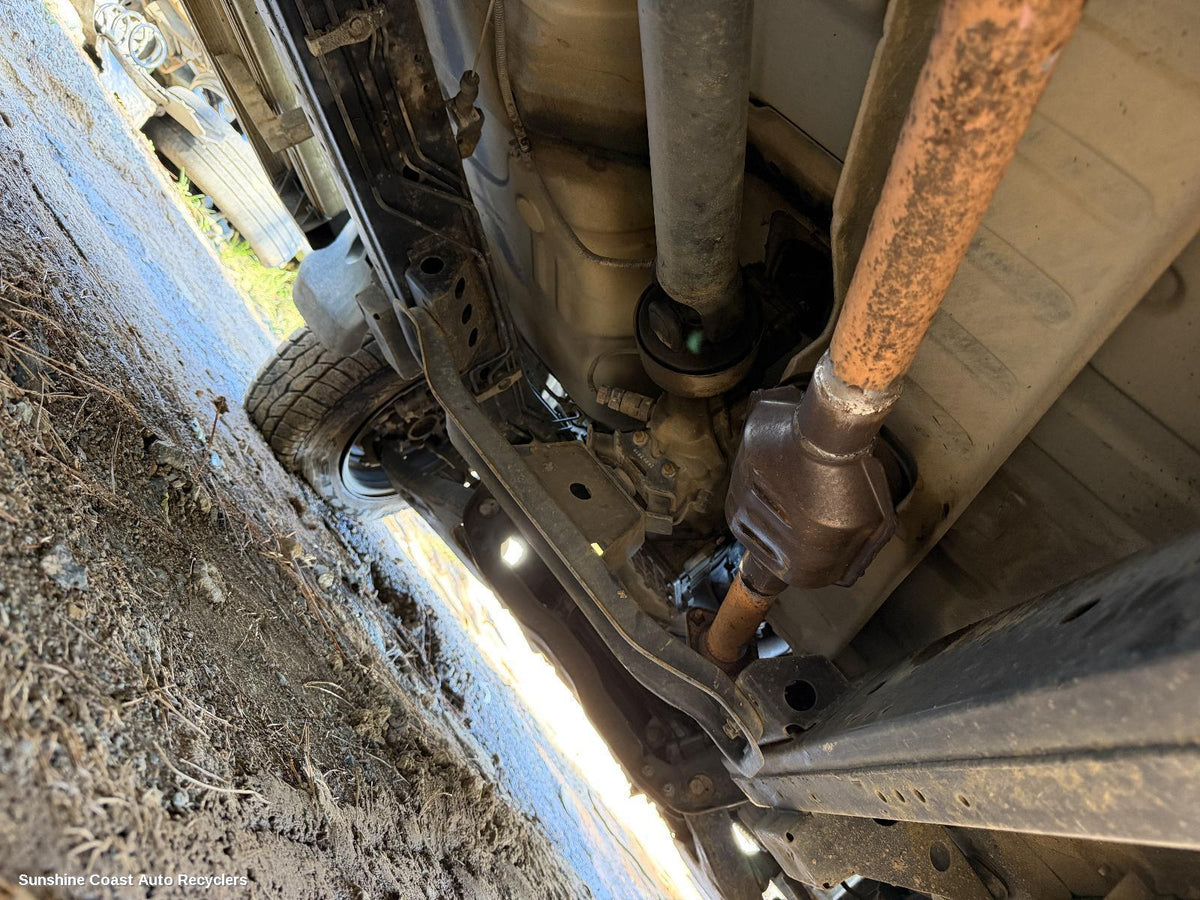 2007-2012 Mitsubishi Triton Rear Drive Shaft