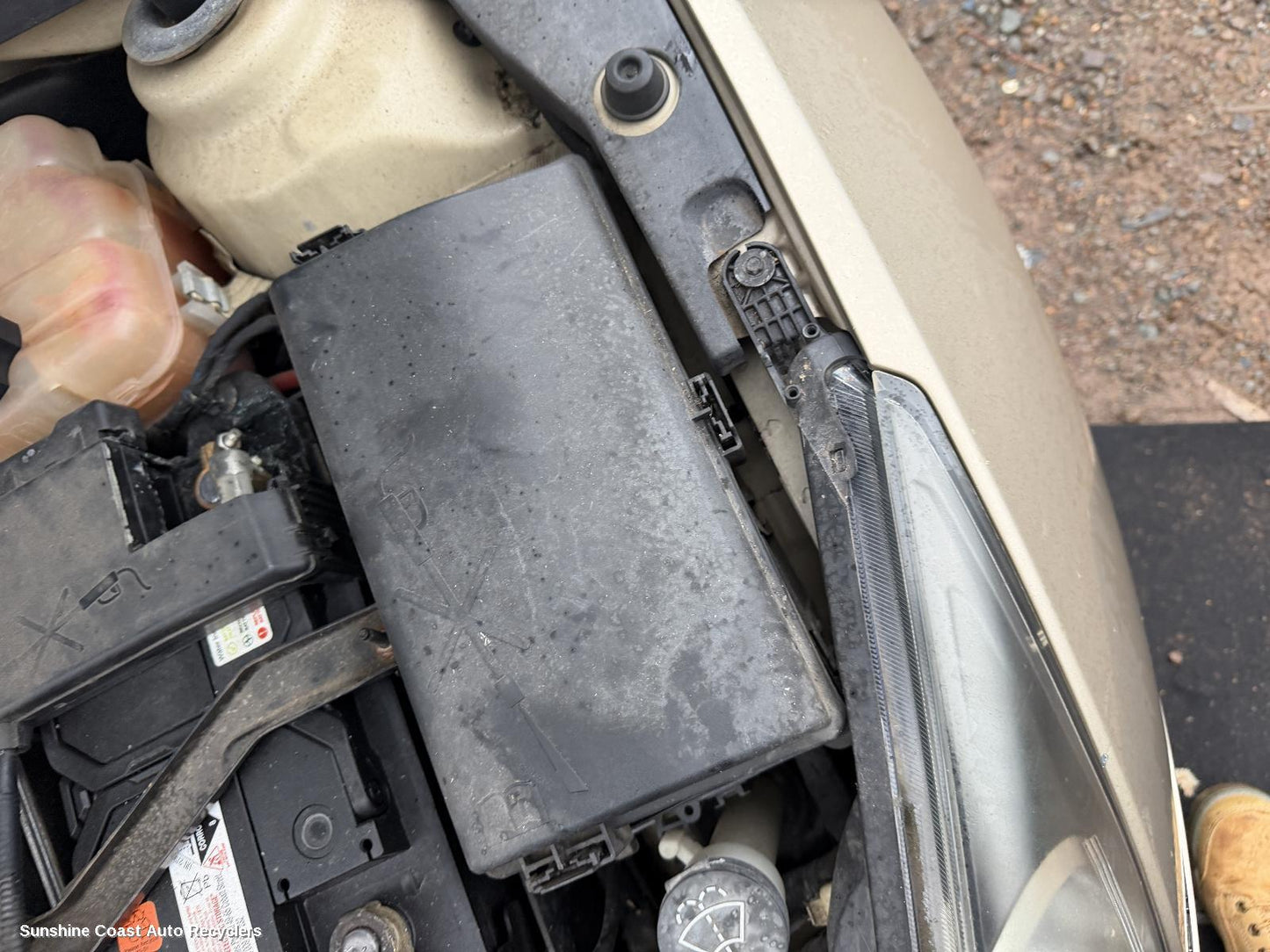 2009-2011 Holden Cruze Fuse Box