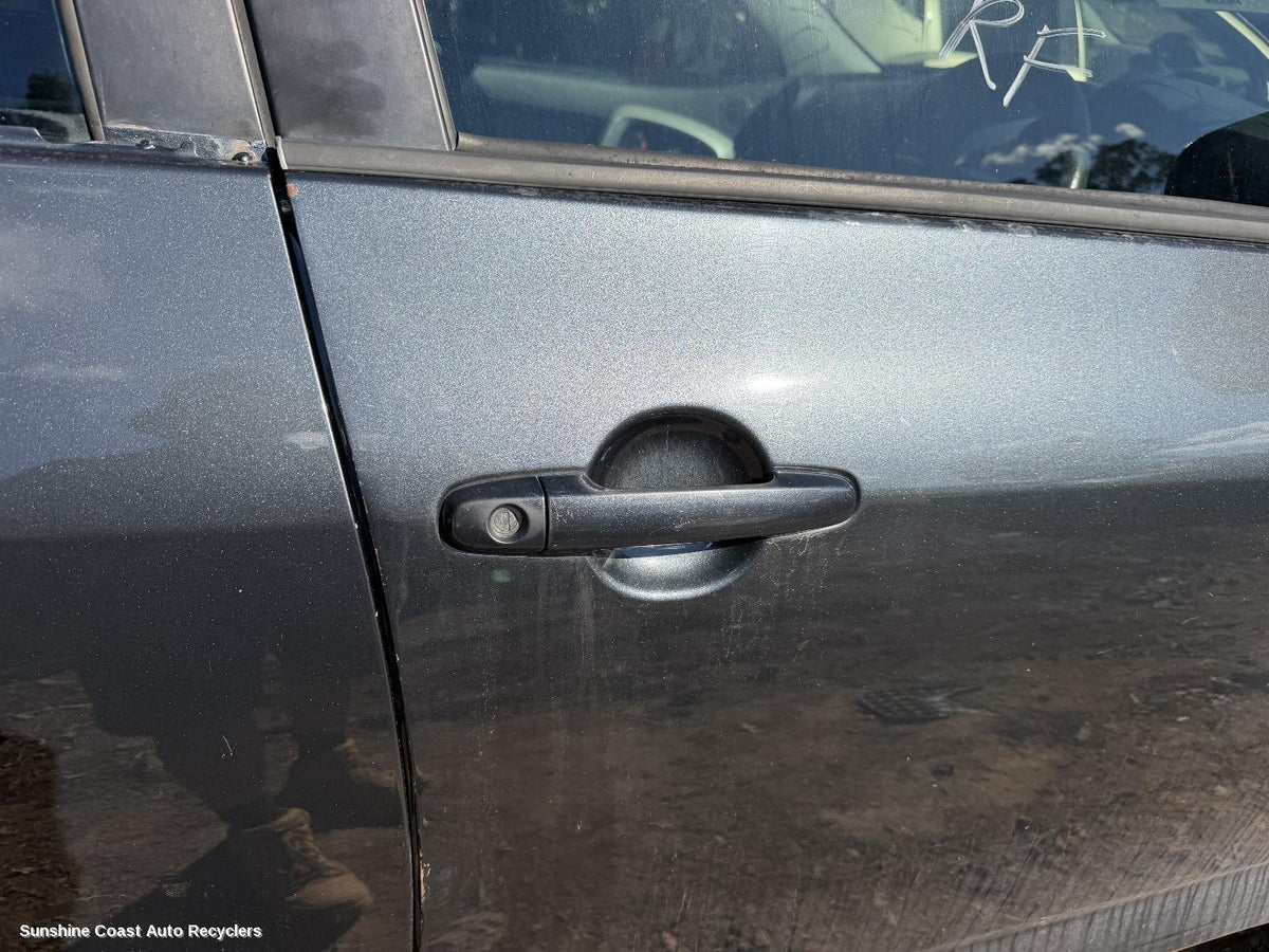 2005-2012 Toyota Rav4 Door Handle