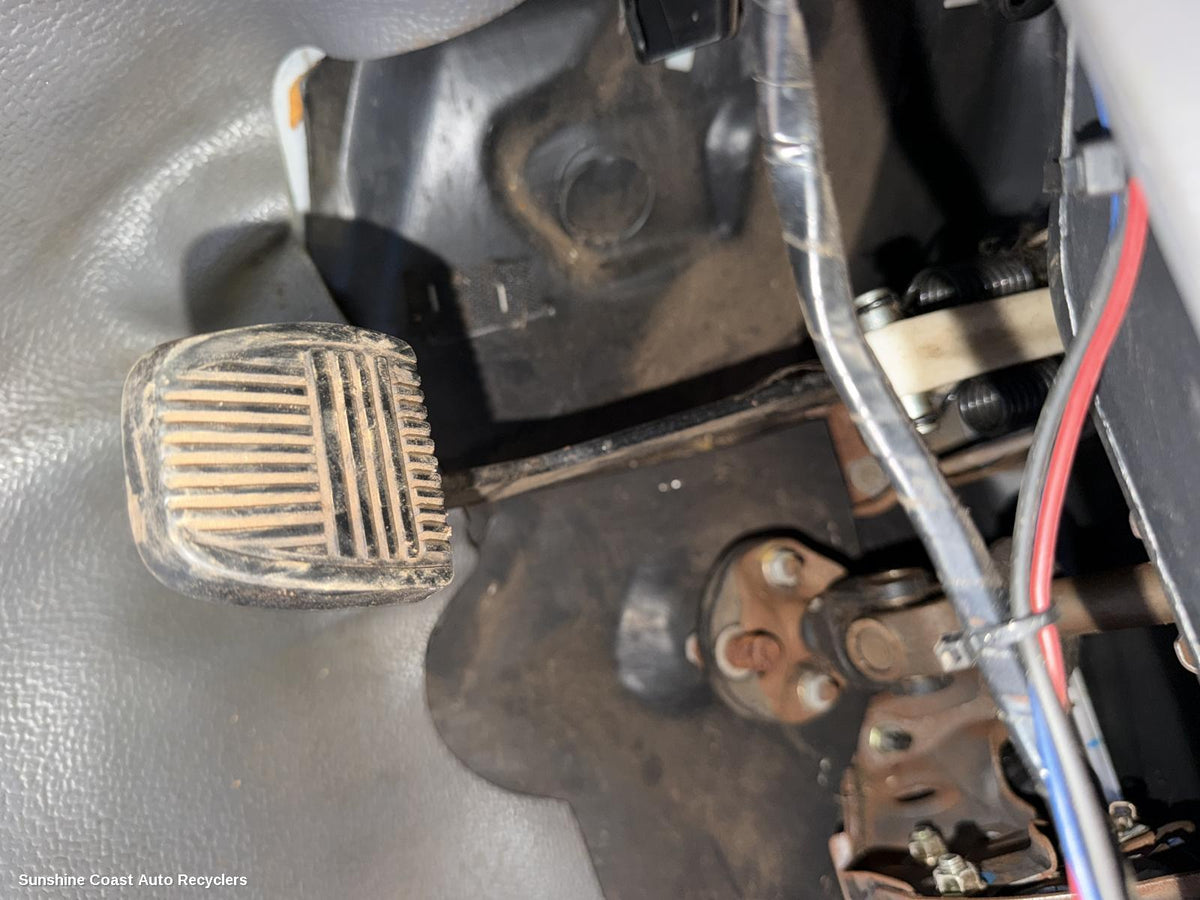 1998-2007 Toyota Landcruiser Pedal Assembly