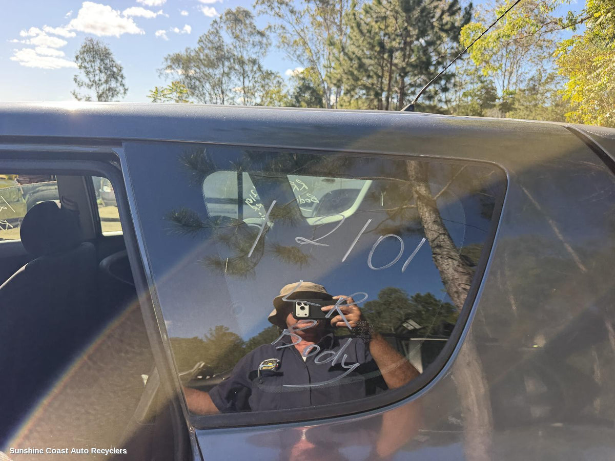 2005-2012 Toyota Rav4 Left Rear Side Glass