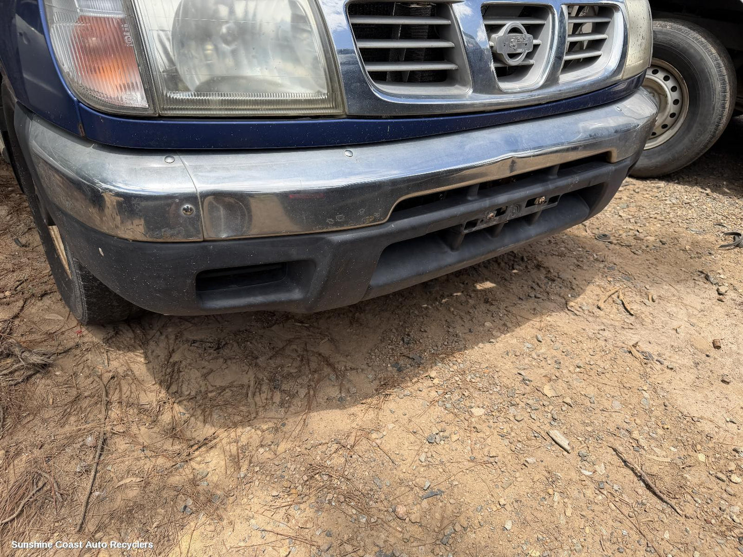 2001 Nissan Navara Front Bumper
