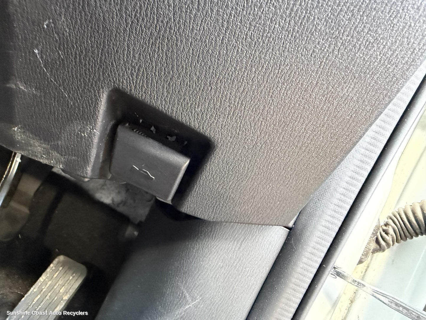 2012-2016 Mazda Cx5 Bonnet Release