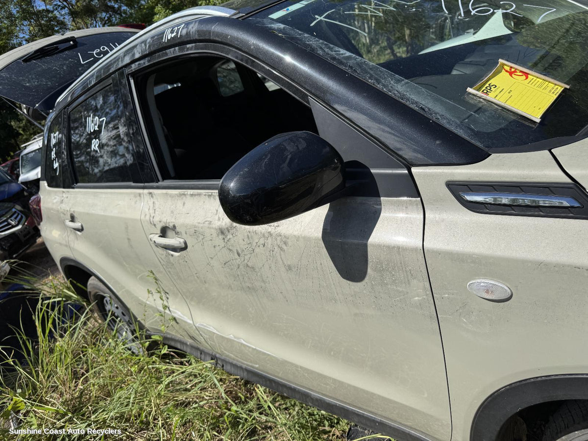 2015-2025 Suzuki Vitara Right Door Mirror