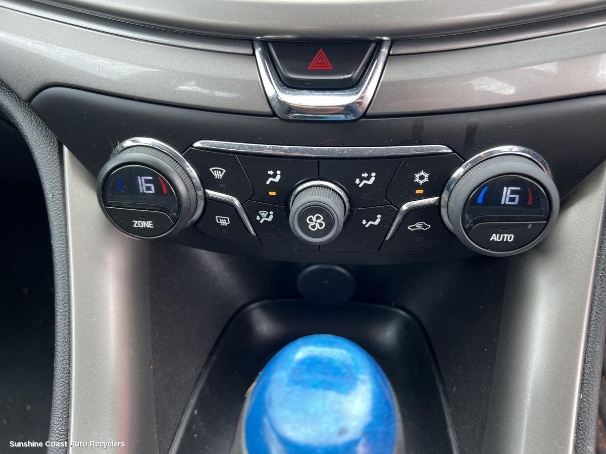 2013-2017 Holden Commodore Heater Ac Controls
