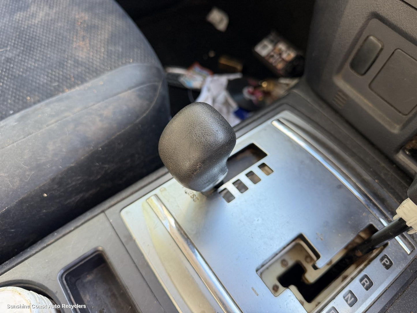 2006-2008 Mitsubishi Pajero Gear Stick Shifter