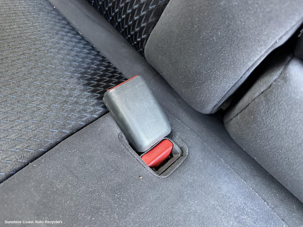 2013-2016 Nissan Pulsar Seatbelt Stalk