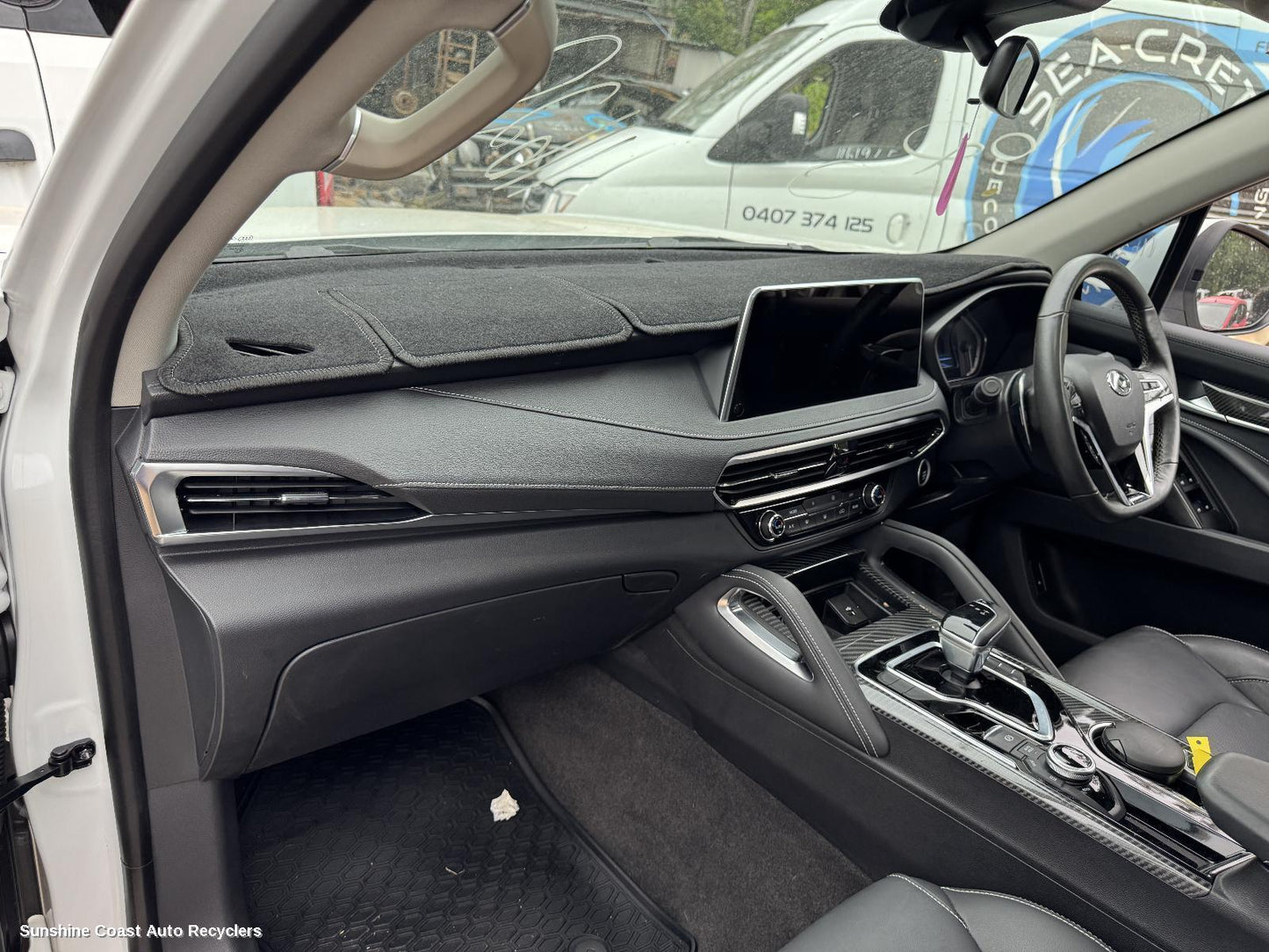 2022 Ldv D90 Glove Box