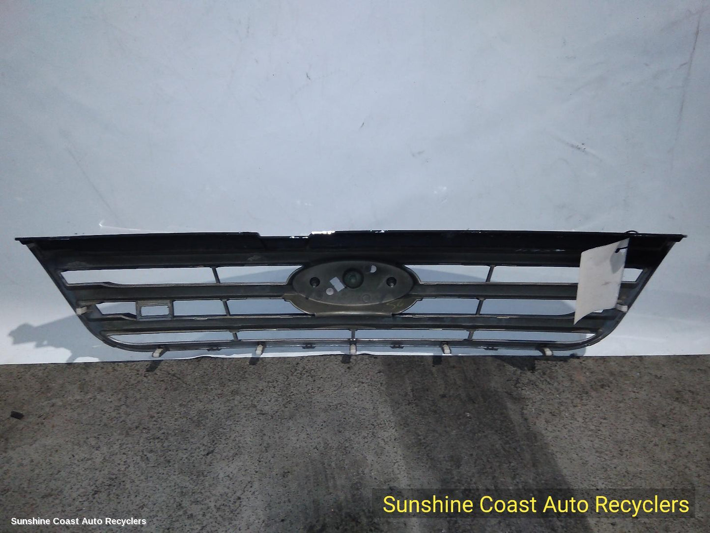 2007 Ford Escape Grille