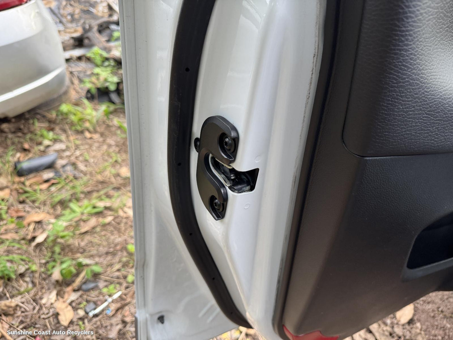 2013 Holden Captiva Door Boot Gate Lock