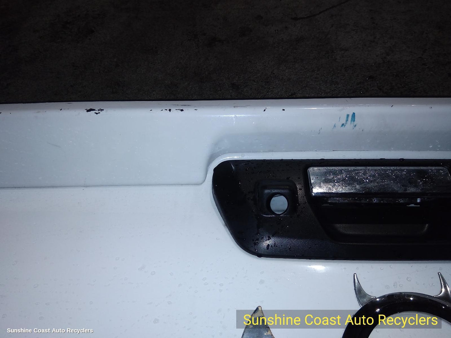 2020 Nissan Navara Bootlid Tailgate