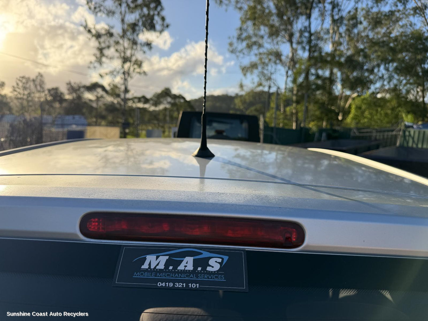 2010-2015 Hyundai I20 High Level Stoplight