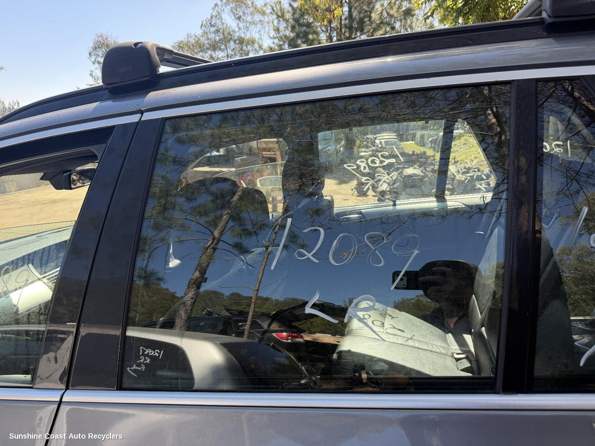 2006-2013 Bmw X5 Left Rear Door Window