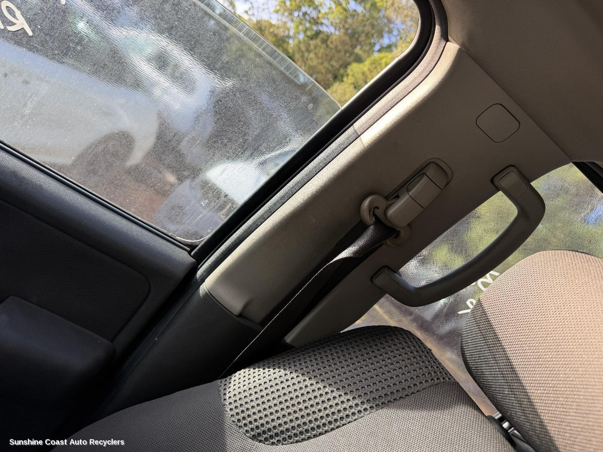 2008-2013 Nissan Pathfinder Seatbelt Stalk