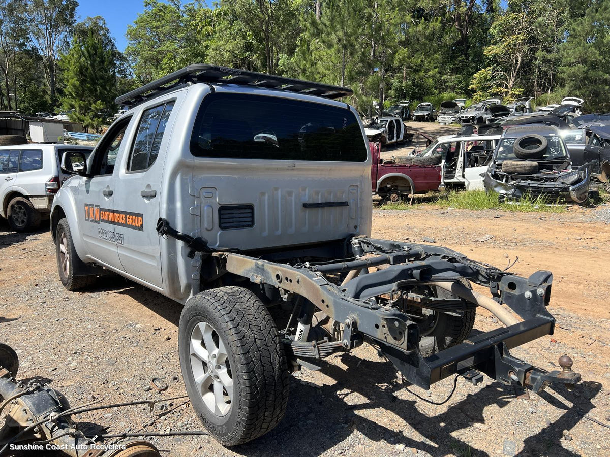 2010-2015 Nissan Navara Engine