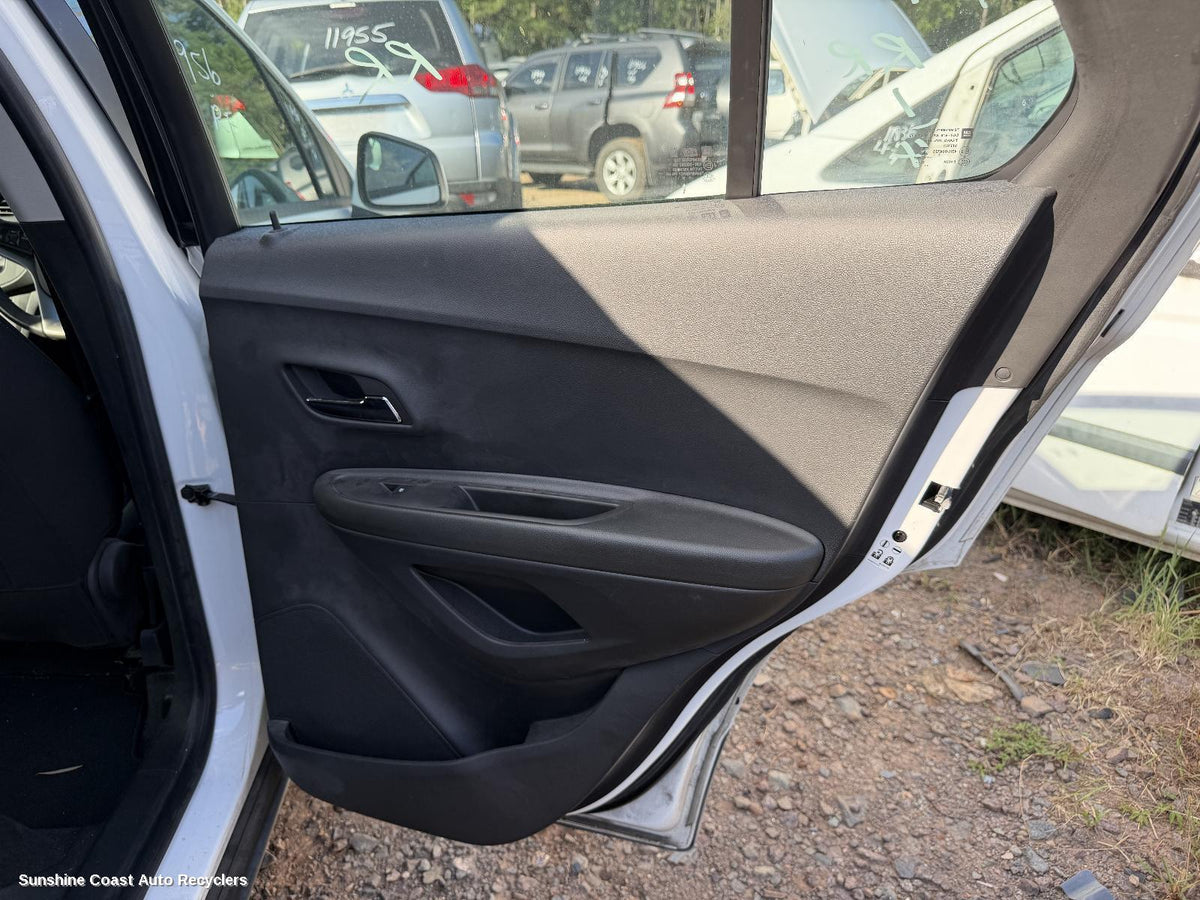 2013-2020 Holden Trax Door Trim