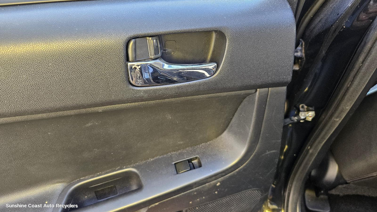 2007-2015 Mitsubishi Lancer Door Handle