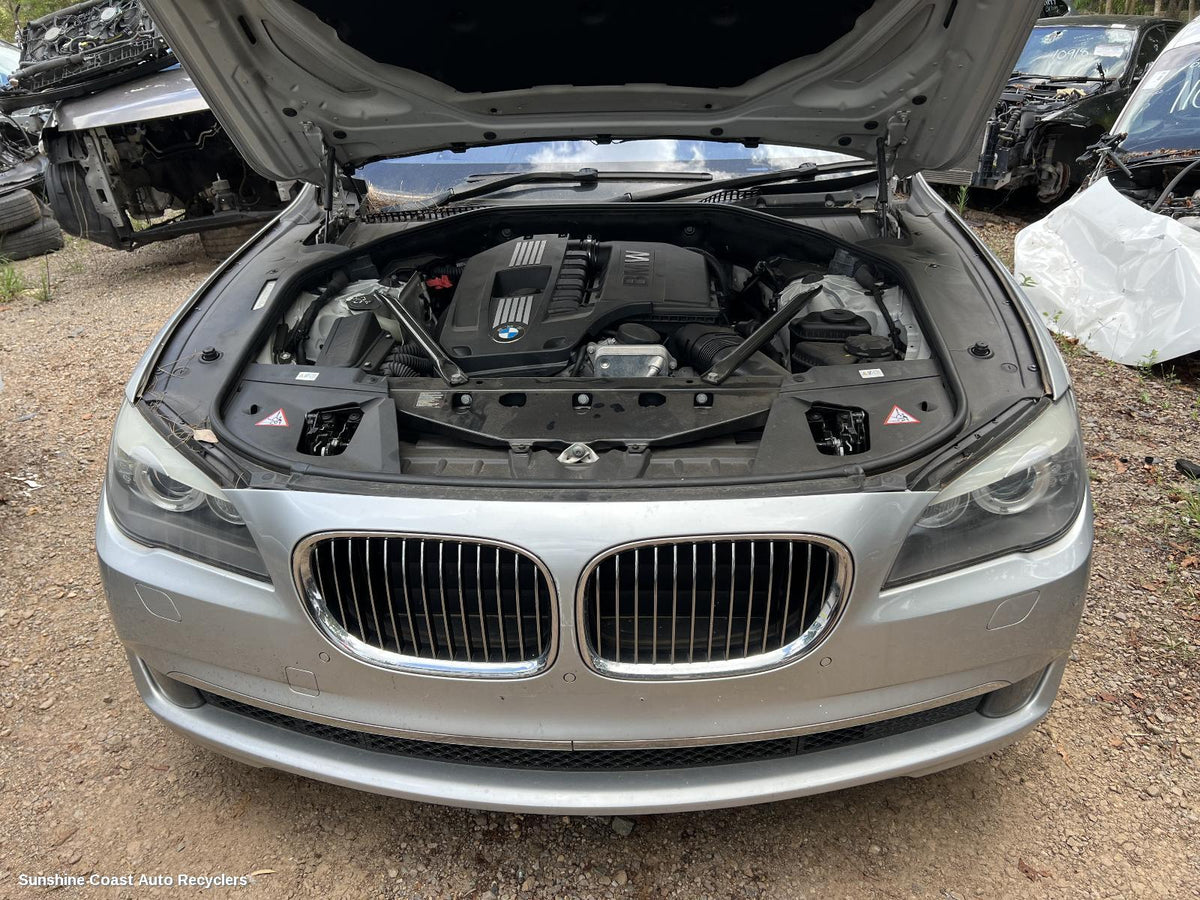 2009-2012 Bmw 7 Series Rear Garnish