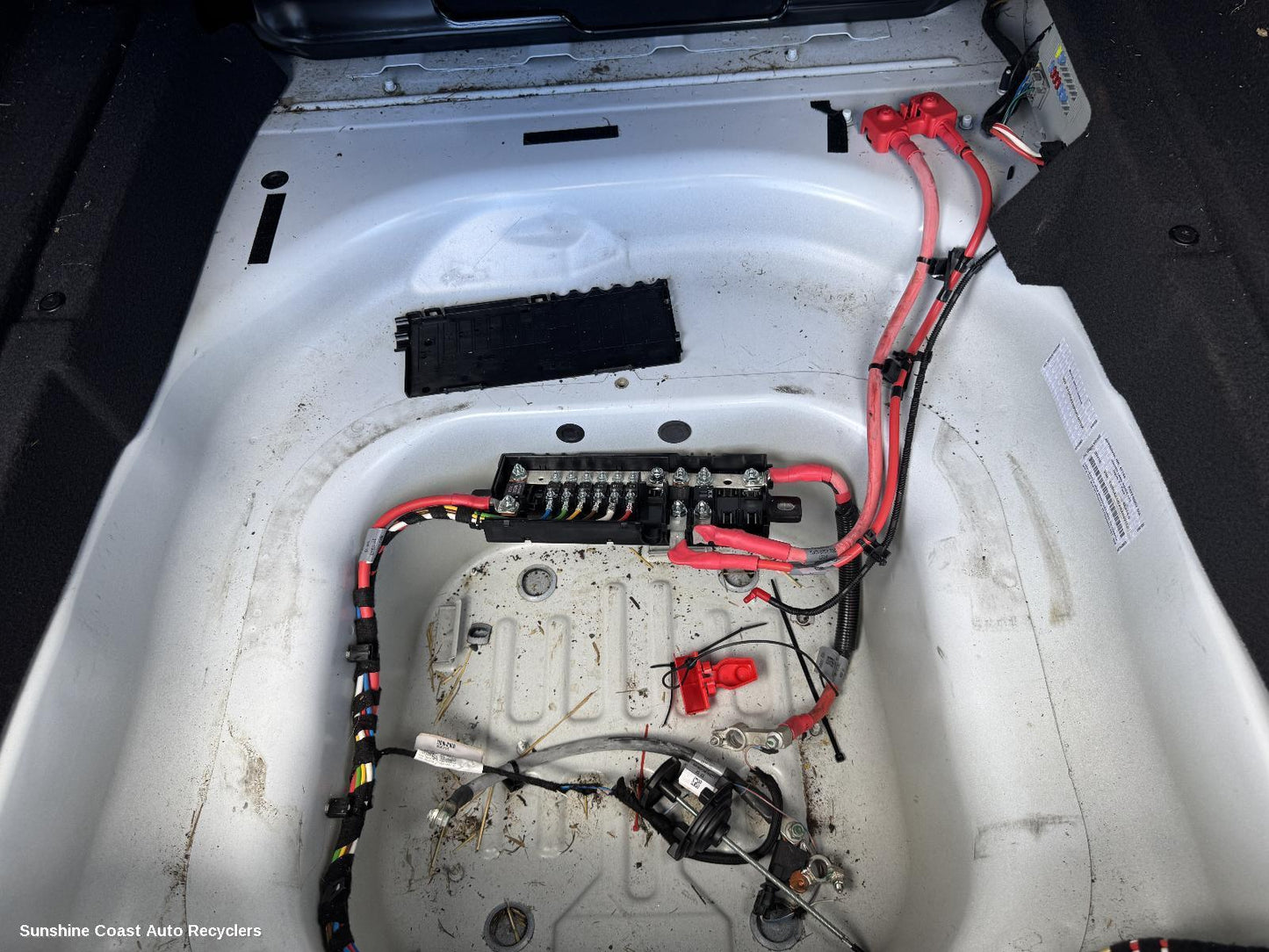 2016-2025 Jaguar F Pace Battery Terminal
