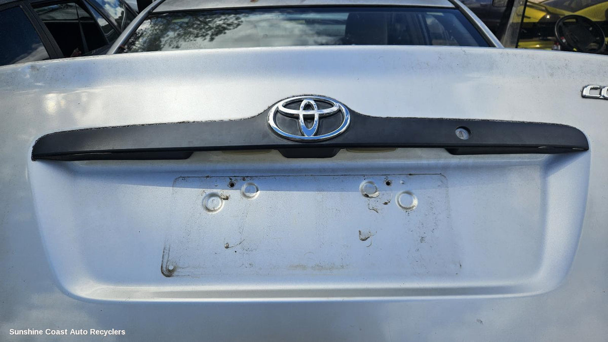 2001-2007 Toyota Corolla Rear Garnish